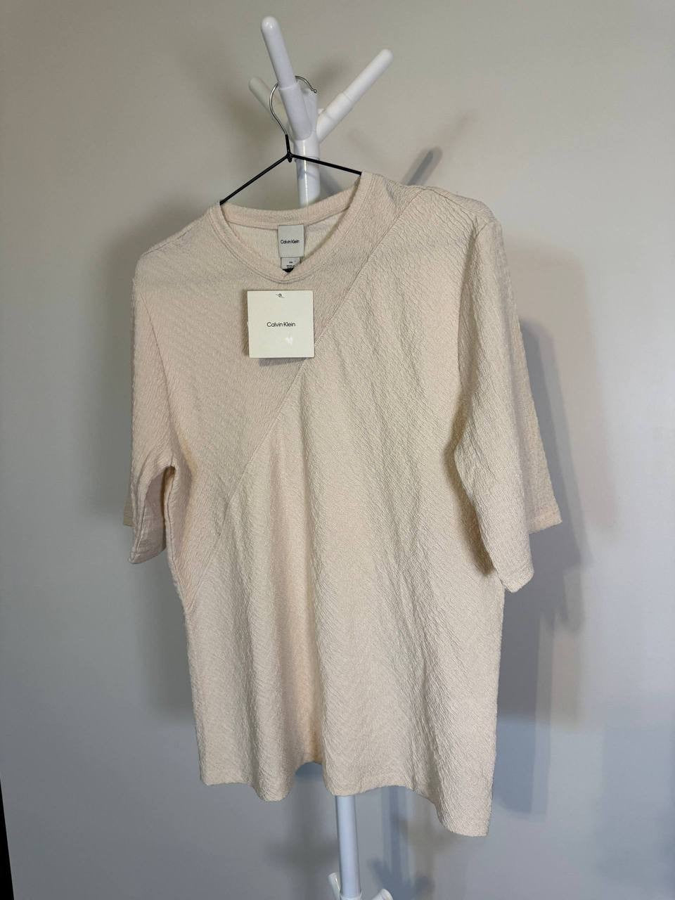 Calvin Klein Women’s Textured‑Knit –Ivory– Size L/G – NWT – $59