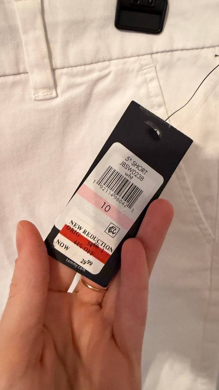 Calvin Klein White Tailored Shorts 10 NWT Stains Noted Needs Dry Clean msrp$54.5