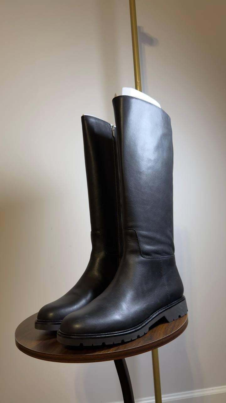 Vince  Leather  Riding  Boots  Black  9.5  M  New  $598