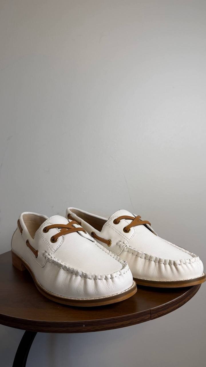 Giani Bernini Lylaa Loafers 7.5M White Leather Boat Shoe Slip‑On NIB msrp$99.50