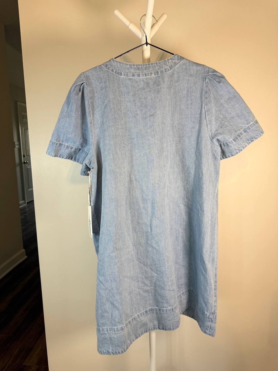 CeCe Button‑Front Denim Dress – Light Wash – Size L – 100% Cotton – NWT–MSRP$119