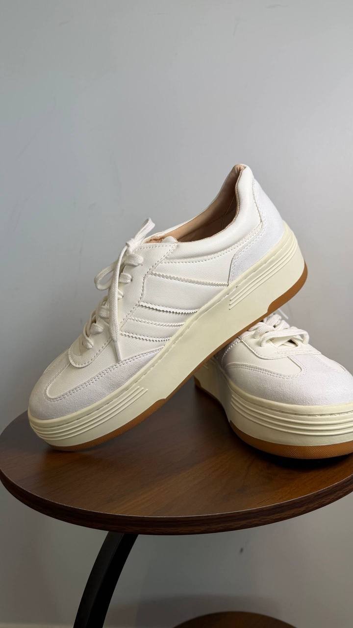 Madden Girl Livvyy Platform Sneakers White 8.5M  $59 NWOB