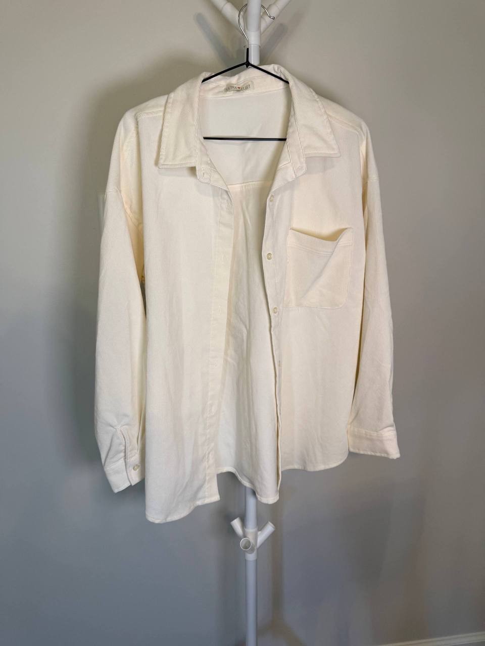 Ultra Flirt White Ribbed Cotton Shirt – Size L – NWOT