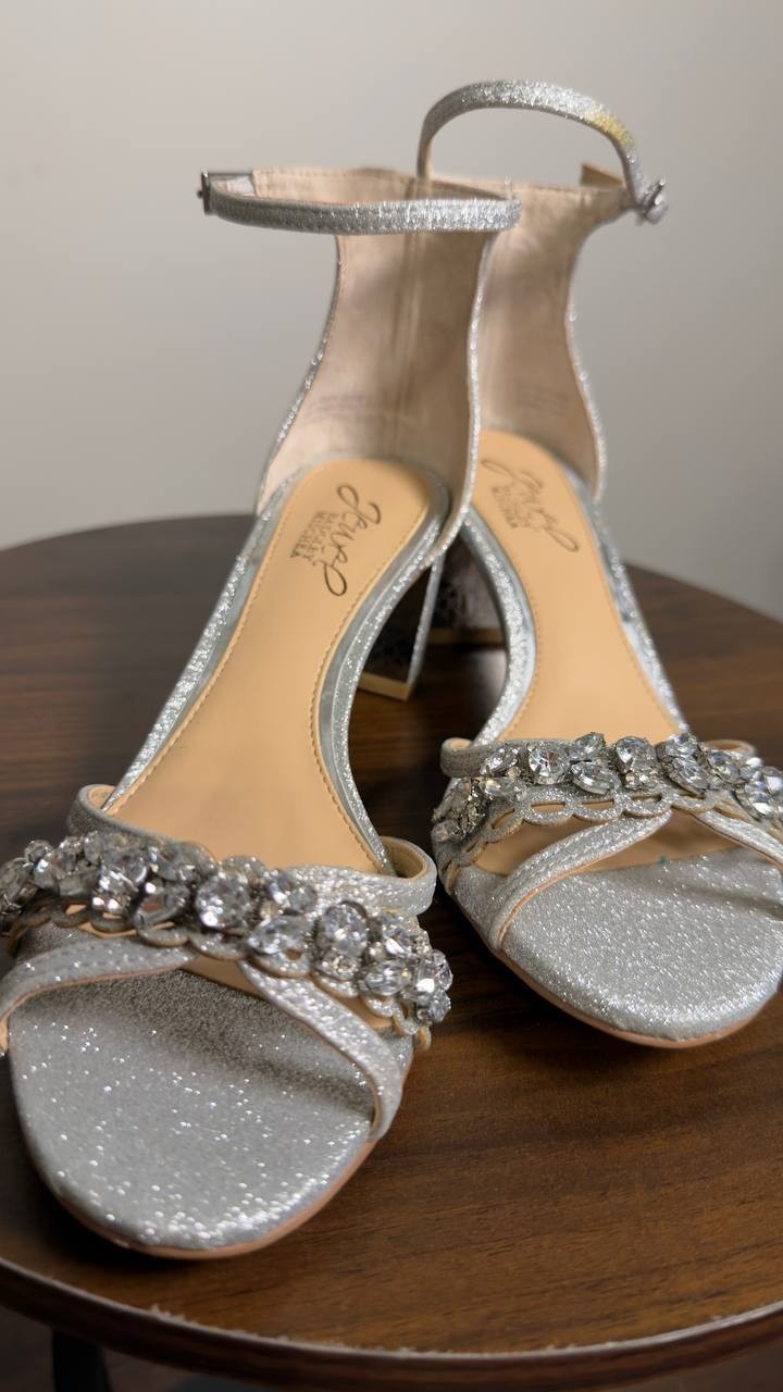 Jewel  Badgley  Mischka  Evening  Sandals  Silver  Glitter  6  New  $99