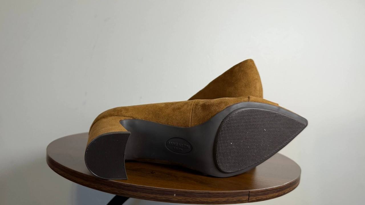 Anne Klein Bentley Pumps 7.5M Cognac Pointed Toe Buckle Block Heel NIB msrp$89