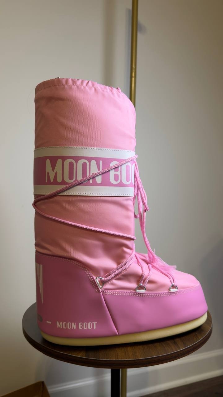 Moon  Boot  Icon  Boots  Pink  9/10.5  New  $240