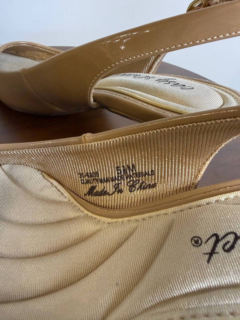 Easy Street Faye Slingback Pumps – Nude Patent – Size 5.5M – Manmade –New in Box