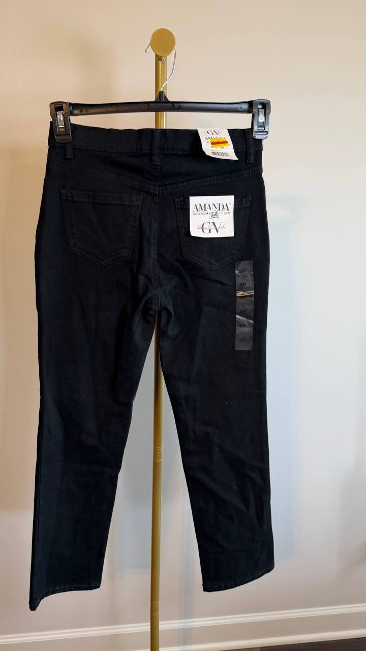 Gloria Vanderbilt Women’s Amanda High Rise Tapered Leg Jeans Rinse Size 4PS NWT