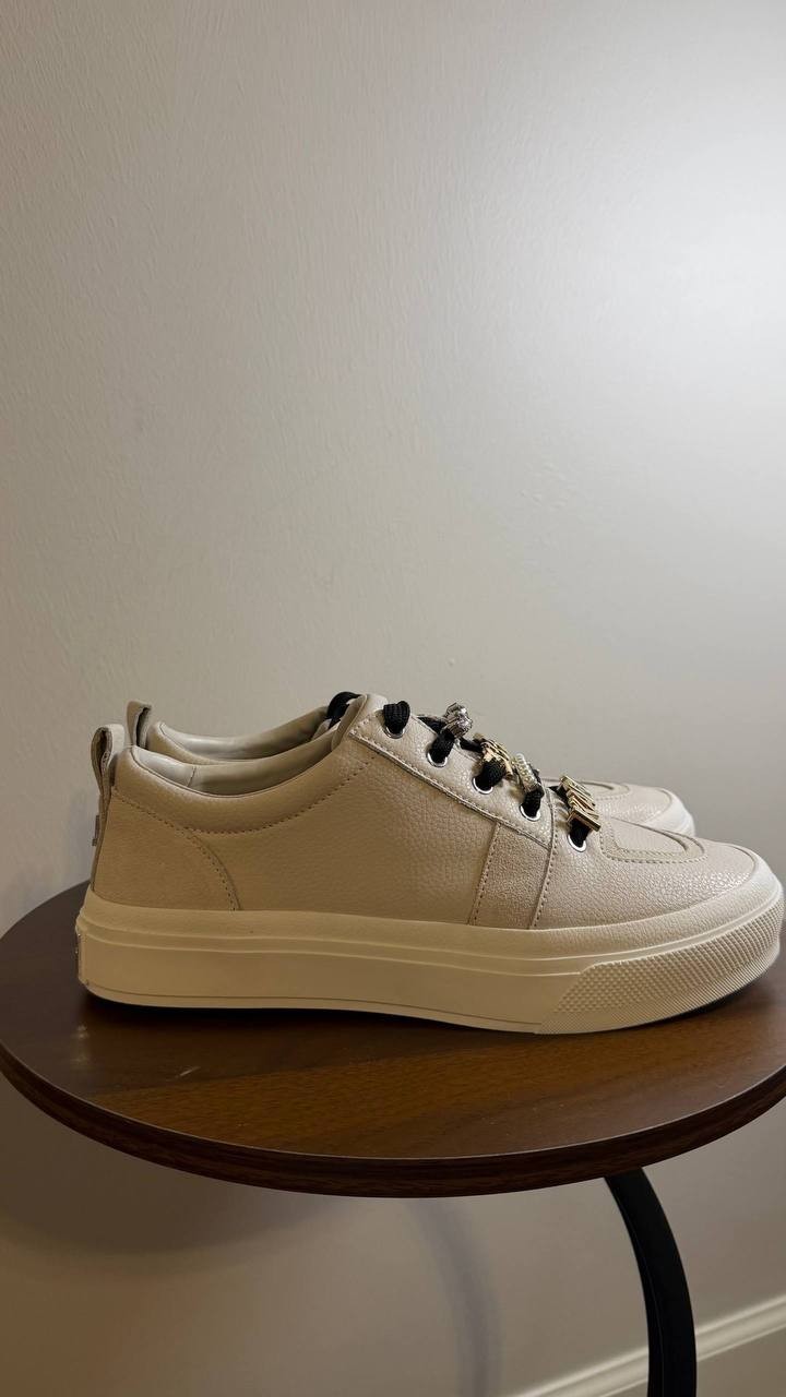 Karl Lagerfeld Gretel Sneakers 9M White Leather Embellished New In Box msrp$139