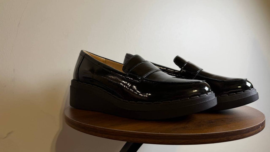 LifeStride Dolce Loafers 8W Black Faux Patent Wedge Comfort NIB msrp$89.99