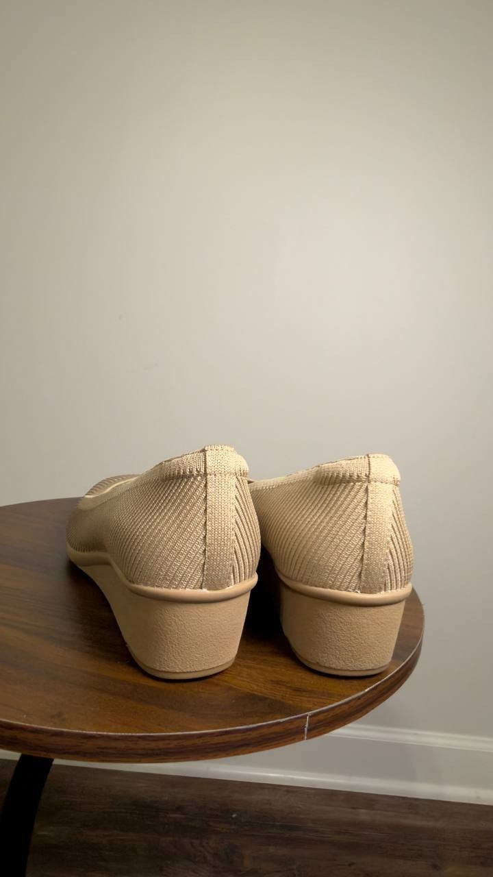 Anne  Klein  Wedge  Pumps  Tan  Knit  10M  New  $75