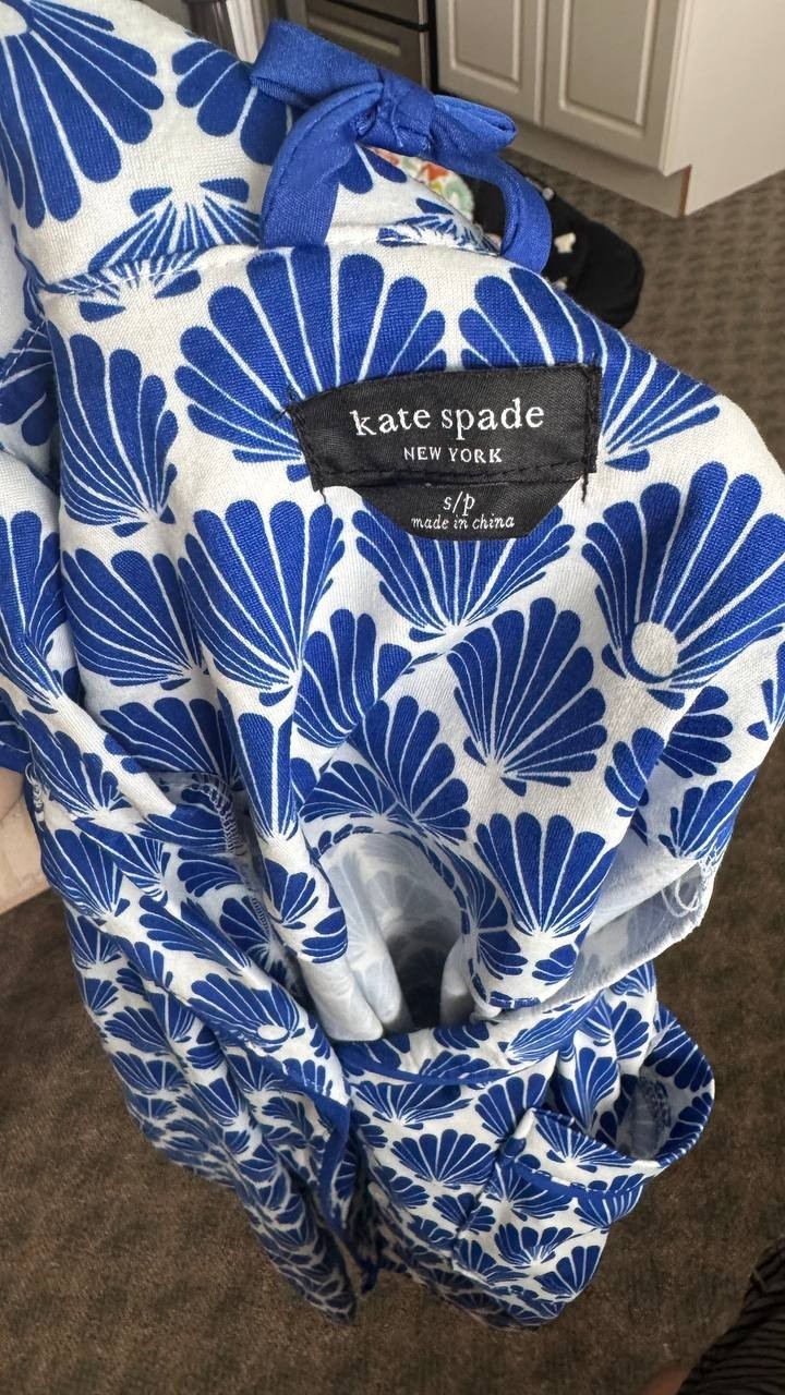 Kate Spade New York Blue Scallop Shell Pajama Set - Top &amp; Shorts L/G S/P