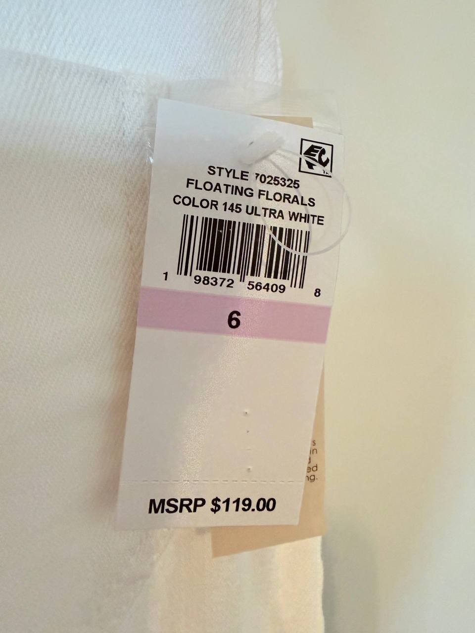 CeCe Front‑Pocket Wide‑Leg White Denim Jeans – Size 6 – NWT – $119