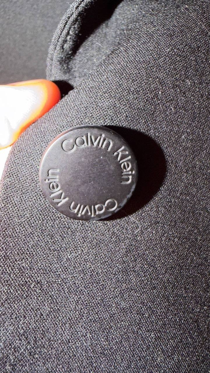 Calvin Klein Black Two‑Button Short Jacket Size 2 NWOT Tailored msrp$129