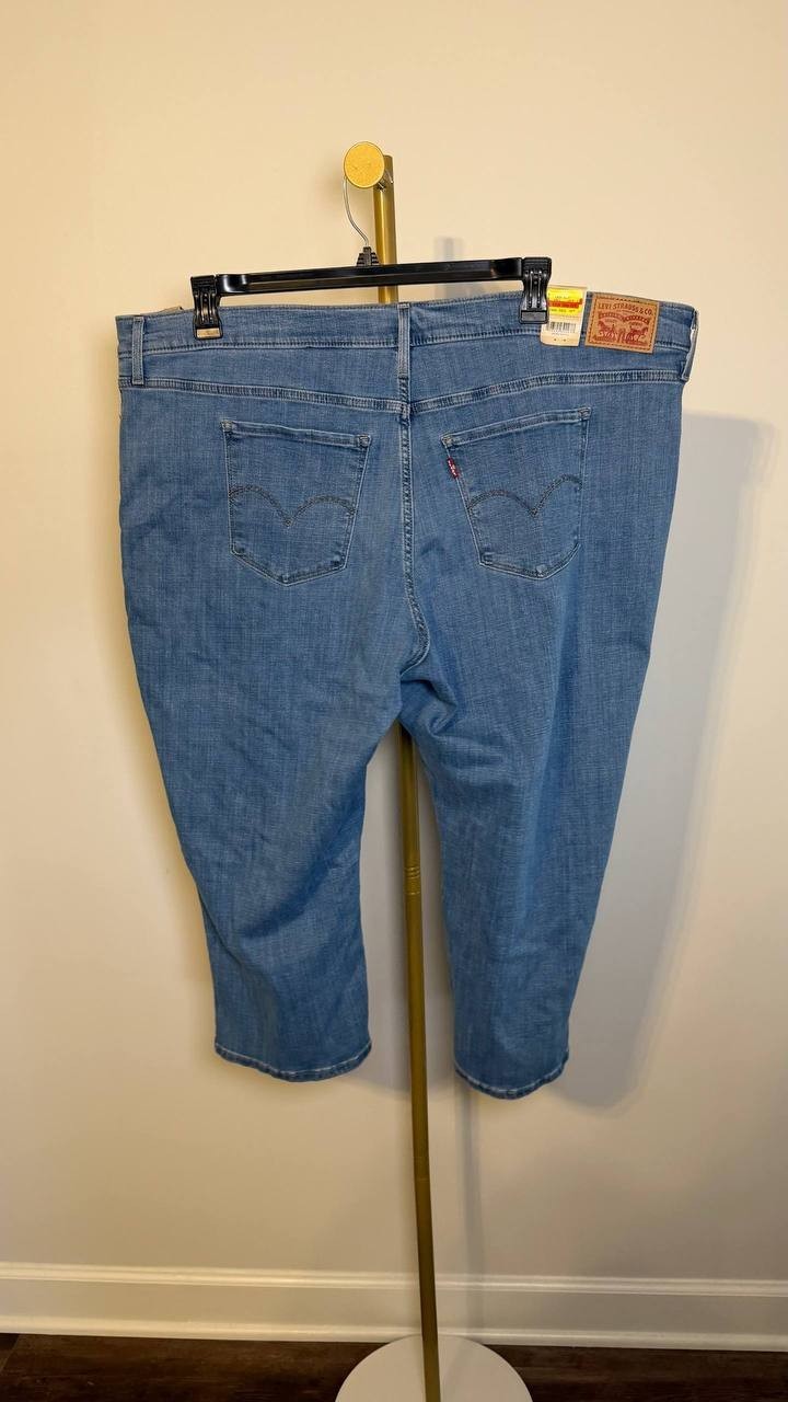 Levi’s Plus Size 311 Shaping Skinny Capri Jeans Blue 24W NWT $59.50