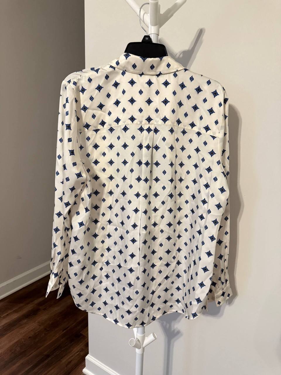 Jones New York Diamond‑Print Button‑Up Shirt – Black/White – Size L – NWT – $89.