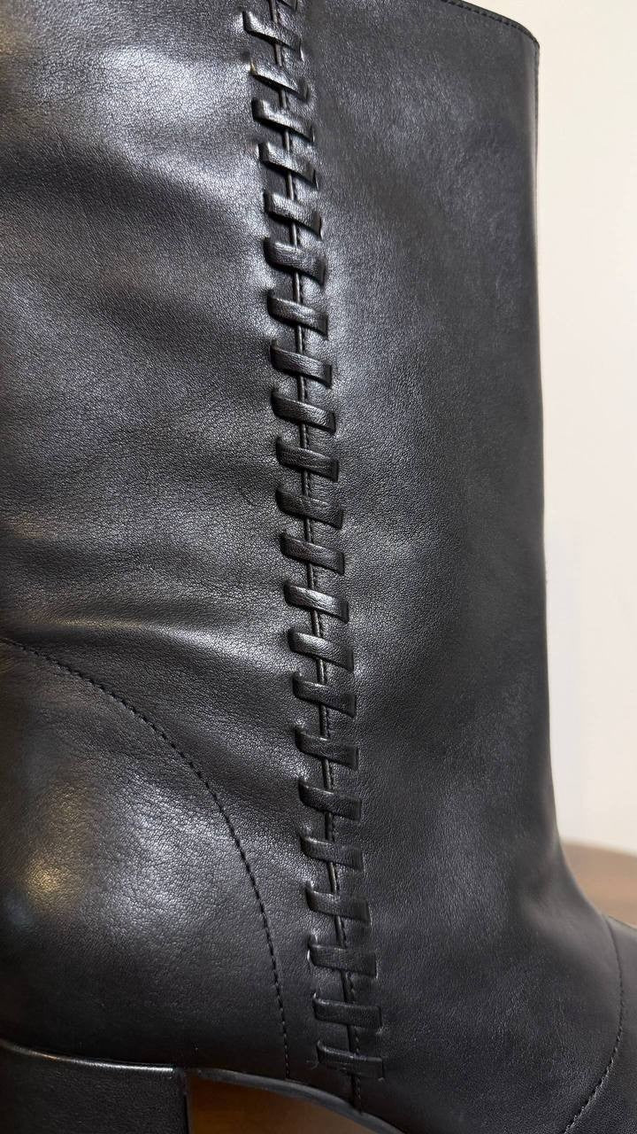 Vince Camuto Lorrys Boots 7.5M Black Leather Almond Toe Block Heel NIB$199