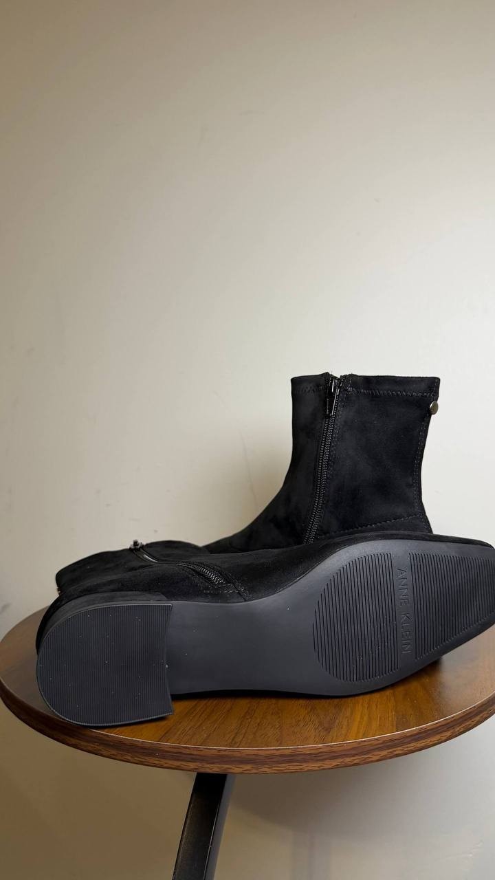 Anne Klein Russ Bootie Black Suede Women’s 7.5M NWB Low Heel Zip $129