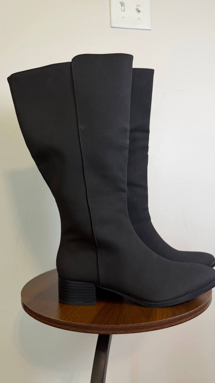Journee Collection Women’s Devri Knee High Boots Black 8M, MSRP 122$ NWB