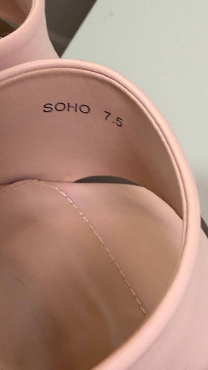 G.C. Shoes Soho Sandals 7.5 Nude Vegan Leather NIB [minor flaw] msrp$59.99