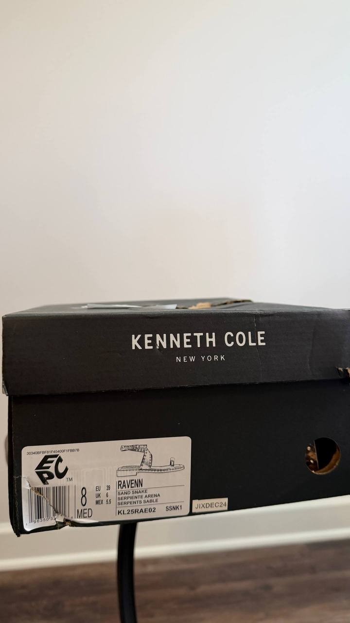 Kenneth Cole Raven Snake Print Studded Sandals 8M Leather Pre‑Owned w/ Box $129