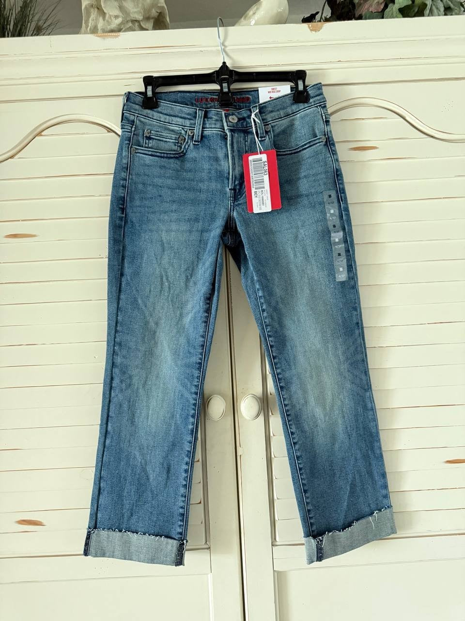 Lucky Brand Sweet Crop Straight Cuffed Jeans Women Gemini Wash Size 4 NWT