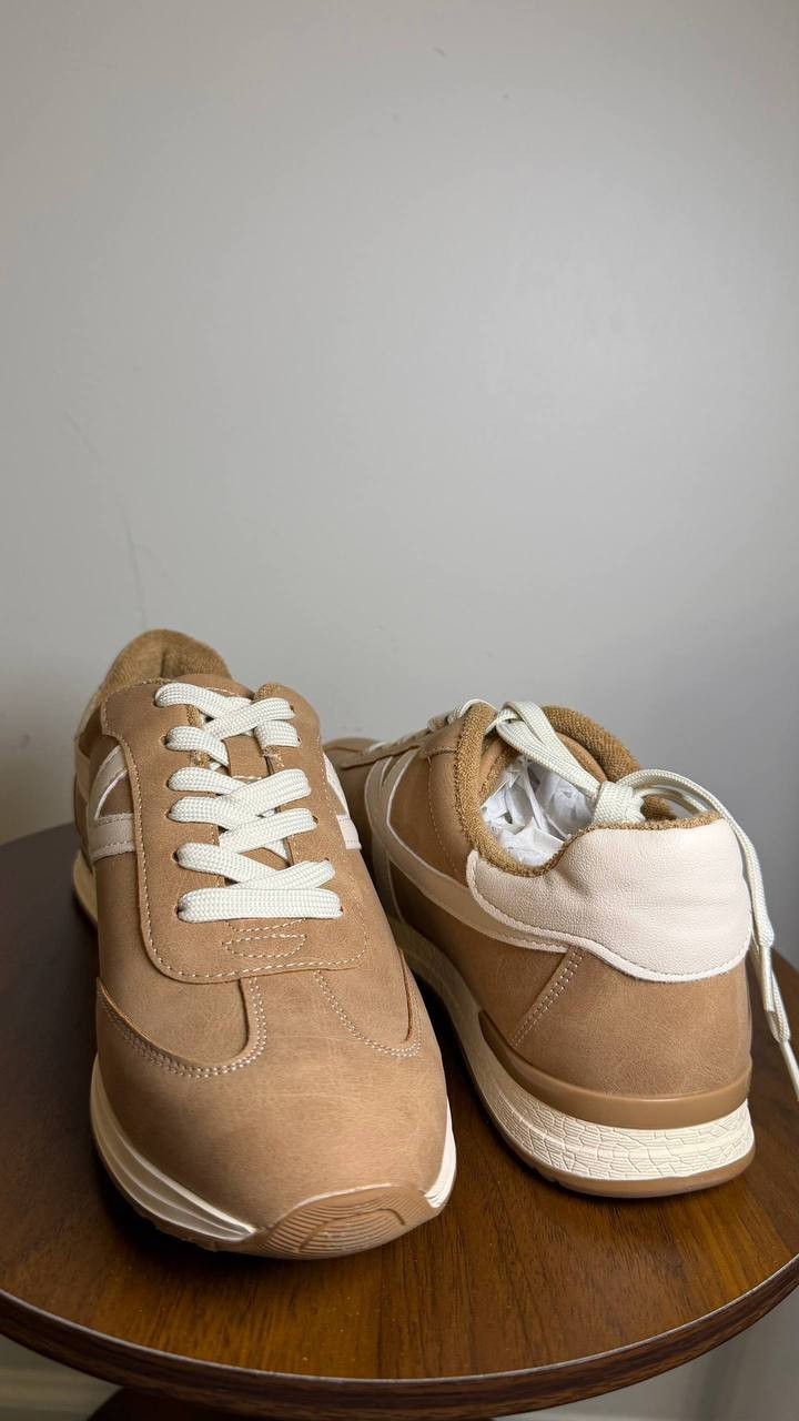 DV Dolce Vita Joque Retro Lace‑Up Sneakers Camel Smooth Women’s 9 NWB