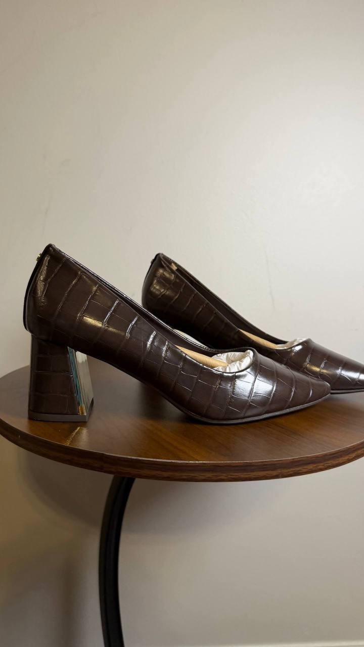 Jones New York Dark Brown Croco Polyurethane Dress Pumps 6M New in Box MSRP $69.