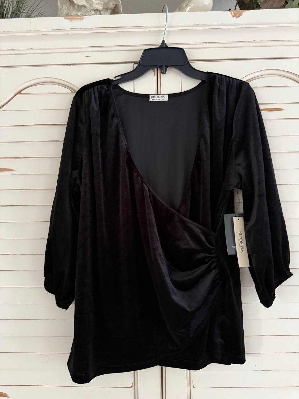 Kiyonna Odette Velvet Faux Wrap Top – Onyx, Size 0X