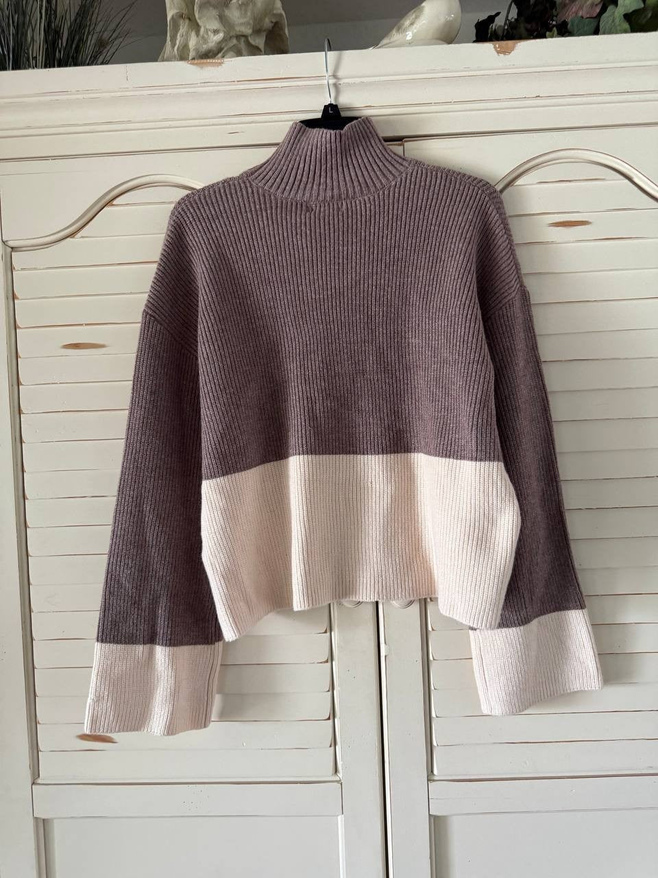 Elan Vivianne Color Block Mock Neck Sweater Plum Gray M NWT Women Relaxed