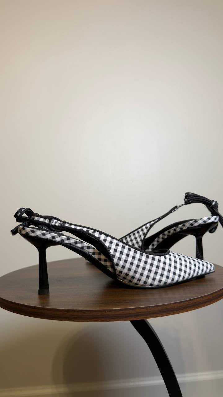 Madden  Girl  Bow Pumps  Black/White  8  New  $59