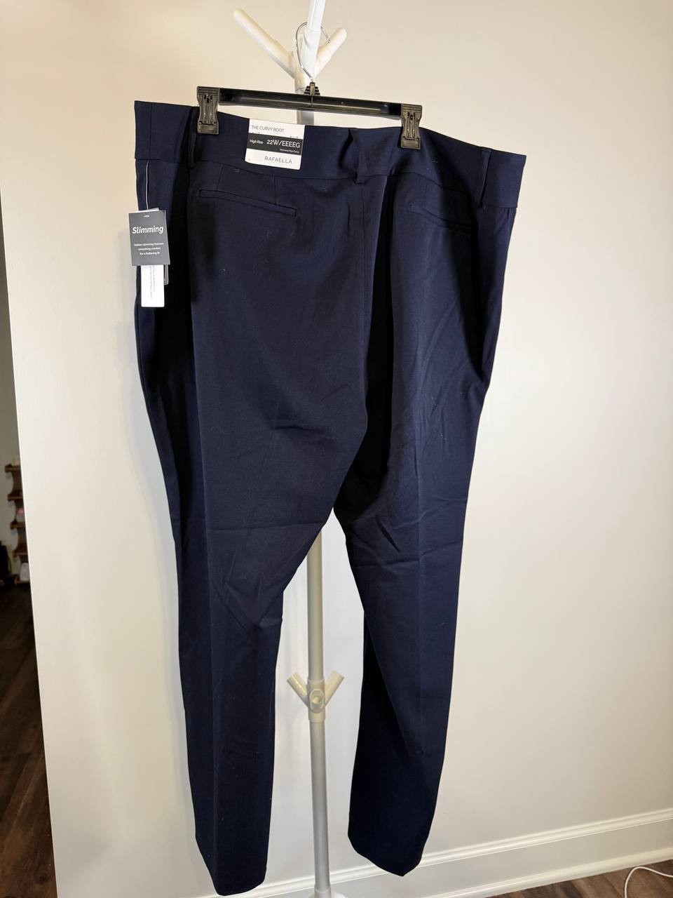 Rafaella Gabardine Bootcut Stretch Pants –Black– Size 22W – NWT – $89