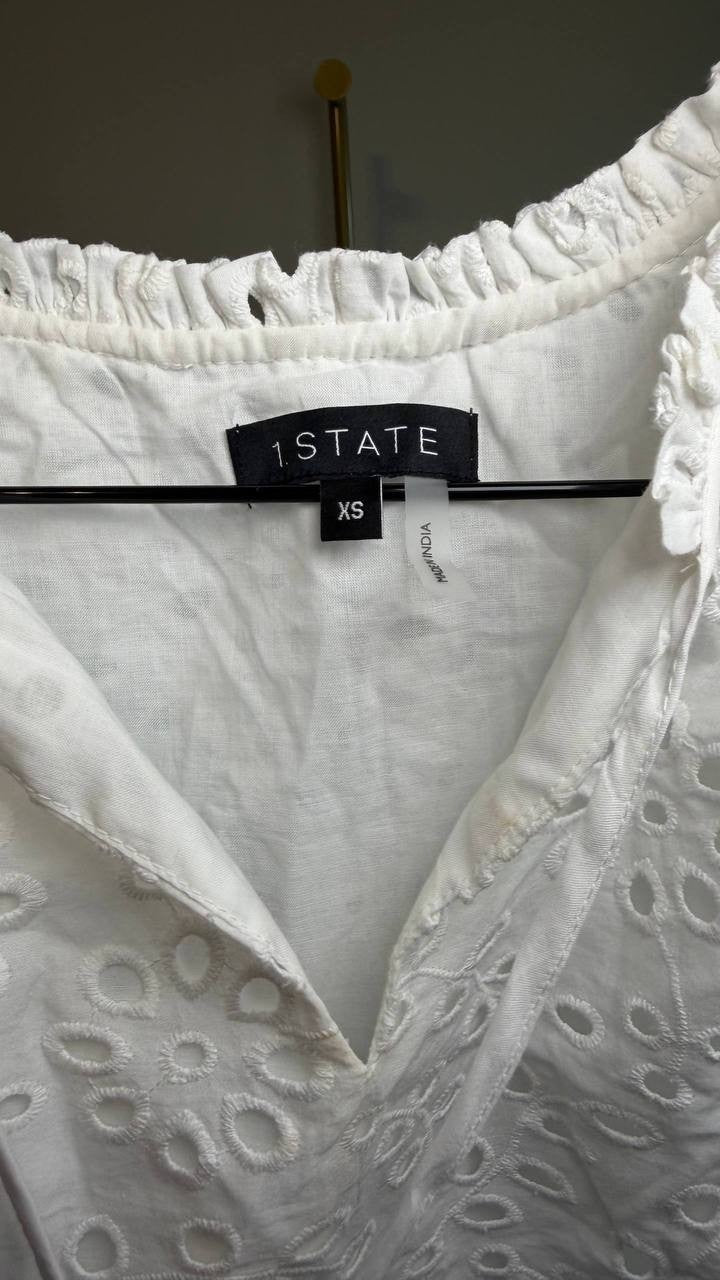 1.STATE Eyelet Flutter‑Sleeve Split‑Neck Top White XS NWT $79