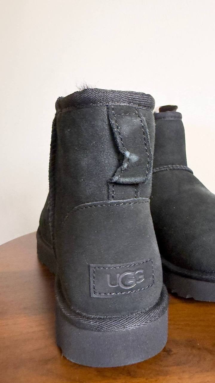 UGG Classic II Mini Boots 7 Black Twinface Sheepskin Pull‑On Warm NIB msrp$169