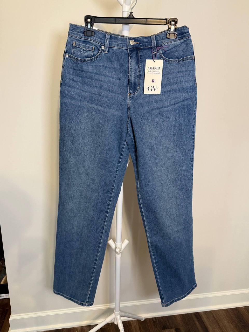Gloria Vanderbilt Amanda Classic Jeans – Size 10 Average – NWT – $48