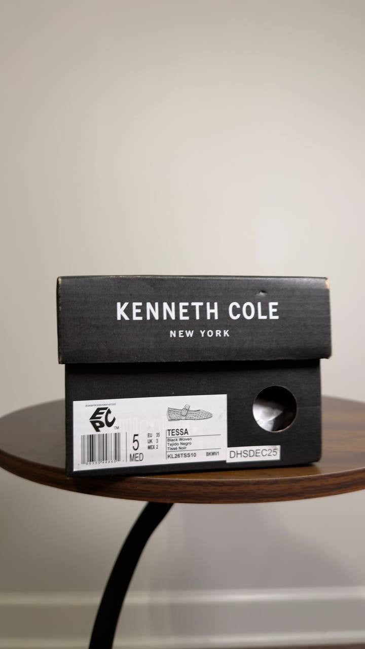 Kenneth  Cole  Ballet  Flats  Black  5M  New  $129