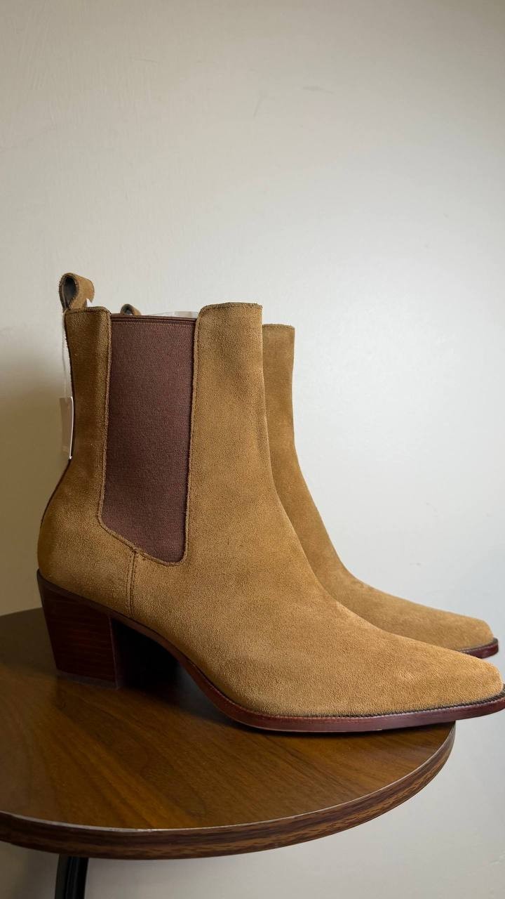 Dolce Vita Brown Suede Booties 9M New in Box MSRP $150