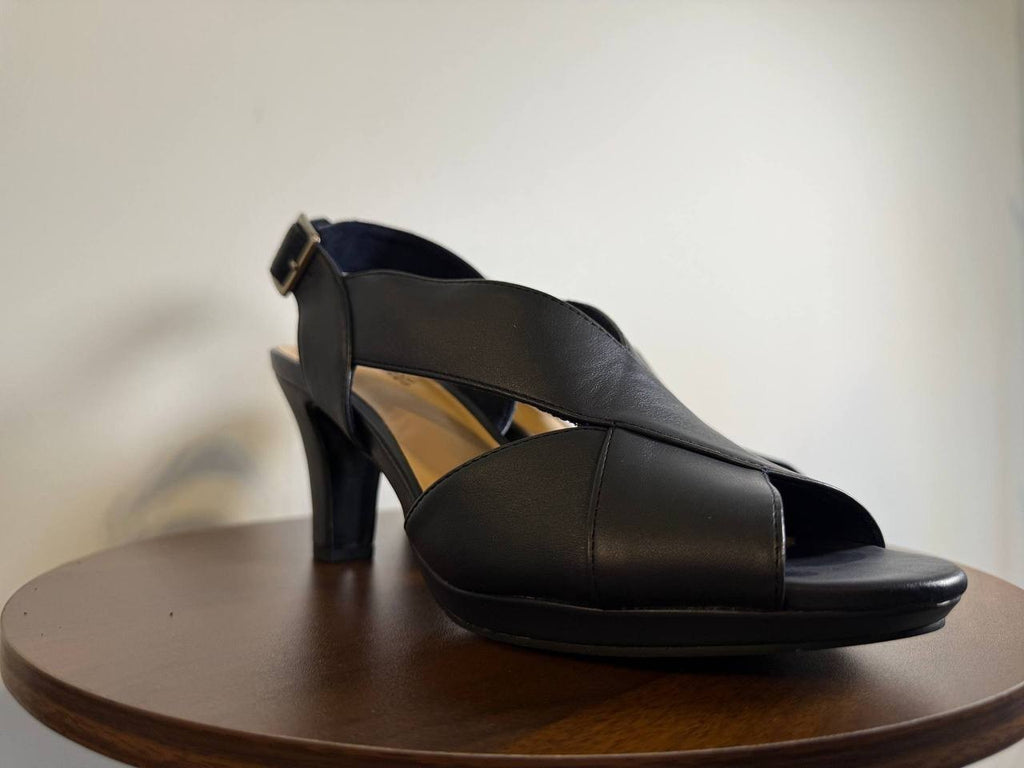 Easy Street Christy Slingback Sandals – Navy – Size 10M – Fabric – New in Box