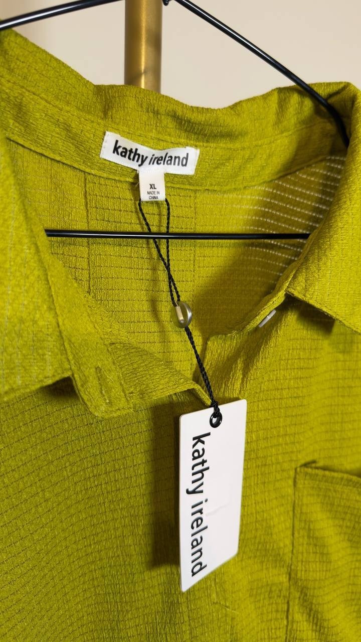 Kathy Ireland Women’s Button‑Up Shirt Olive XL NWT $22