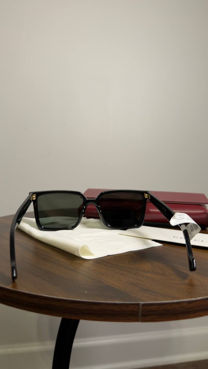 Gucci  GG1540S  001  Black   Sunglasses  NWT  $350
