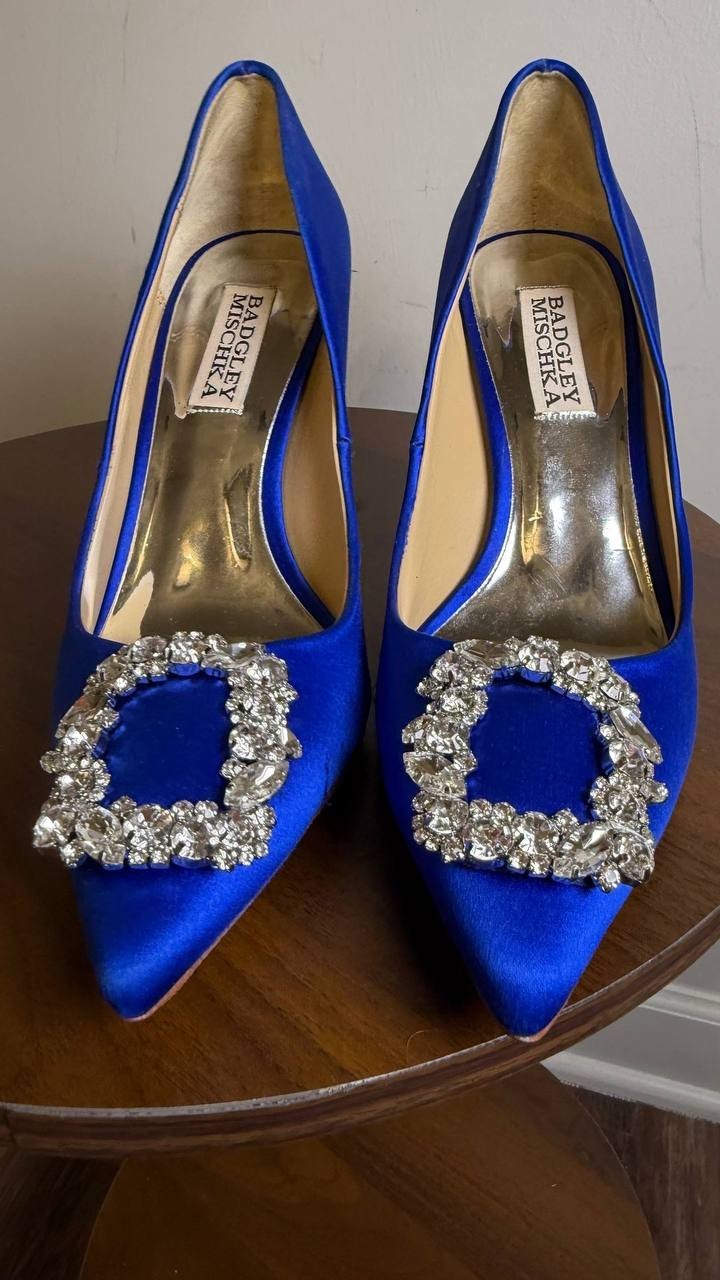 Badgley Mischka Blue Satin Evening Pumps 6M Pre‑Owned w/o Box MSRP $235