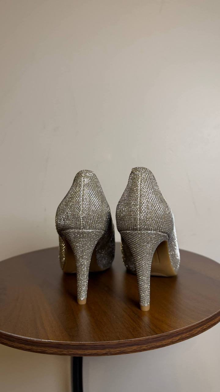 Bandolino Rainaa Peep Toe Pumps Gold Glitter 6M Women’s Heels NWB MSRP $89