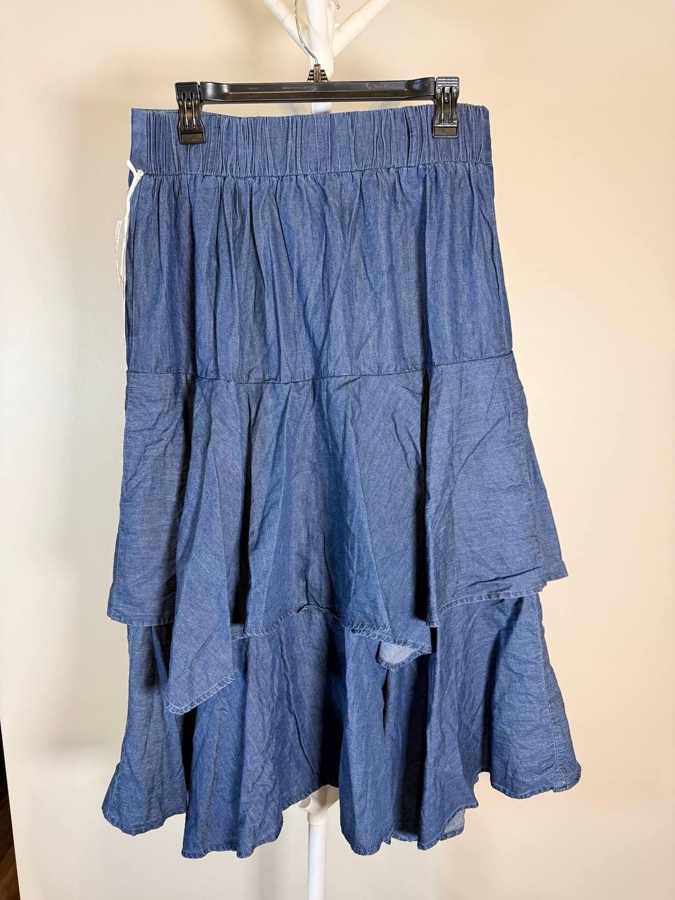 CeCe Tiered Denim Midi Skirt – Mid Indigo – Size 6 – 100% Cotton – NWT – MSRP$99