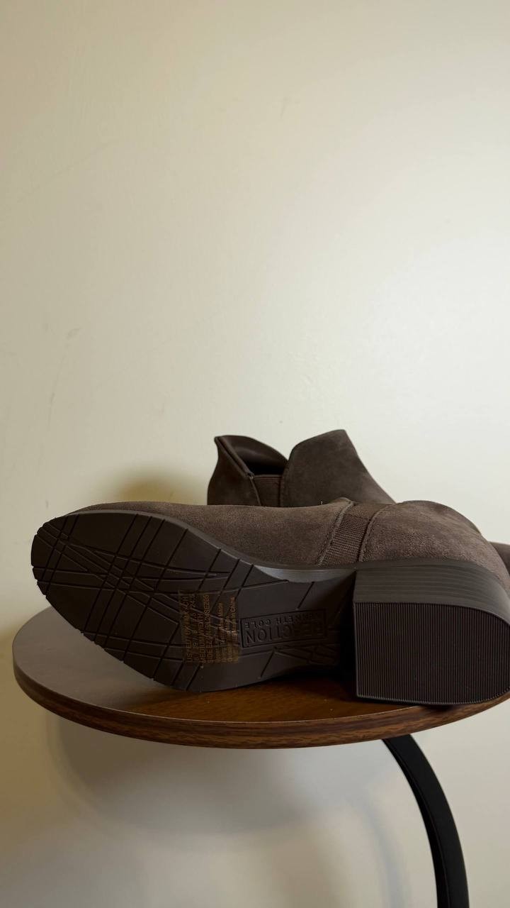 Kenneth Cole Reaction Serafina Booties 8M Chocolate Suede Pull‑On NIB msrp$99