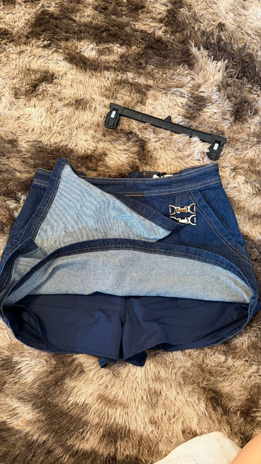 Avec Les Filles Women’s Denim Mini Skirt – Broken Zip Fly 138$ MSRP