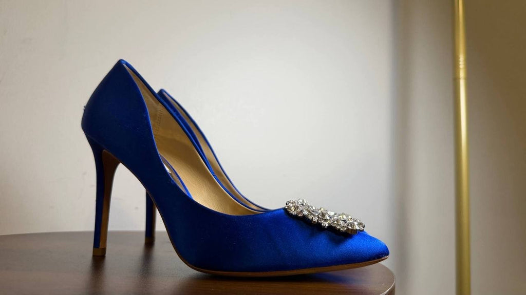Badgley Mischka Blue Satin Evening Pumps 6M Pre‑Owned w/o Box MSRP $235