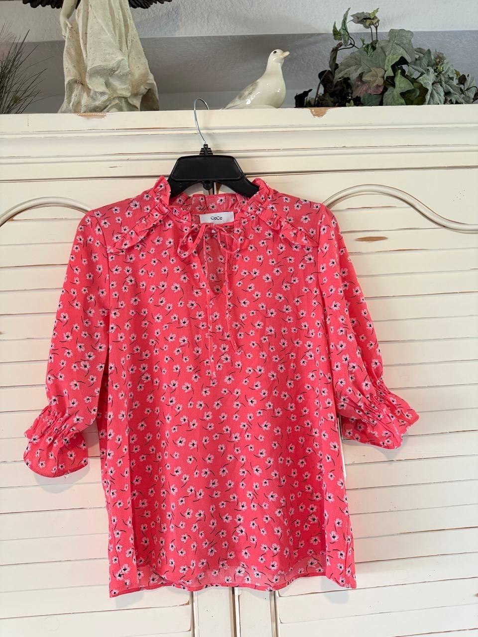 CeCe Womens 3/4 Sleeve Tie Neck Floral Print Blouse Calypso Coral Size S NWT
