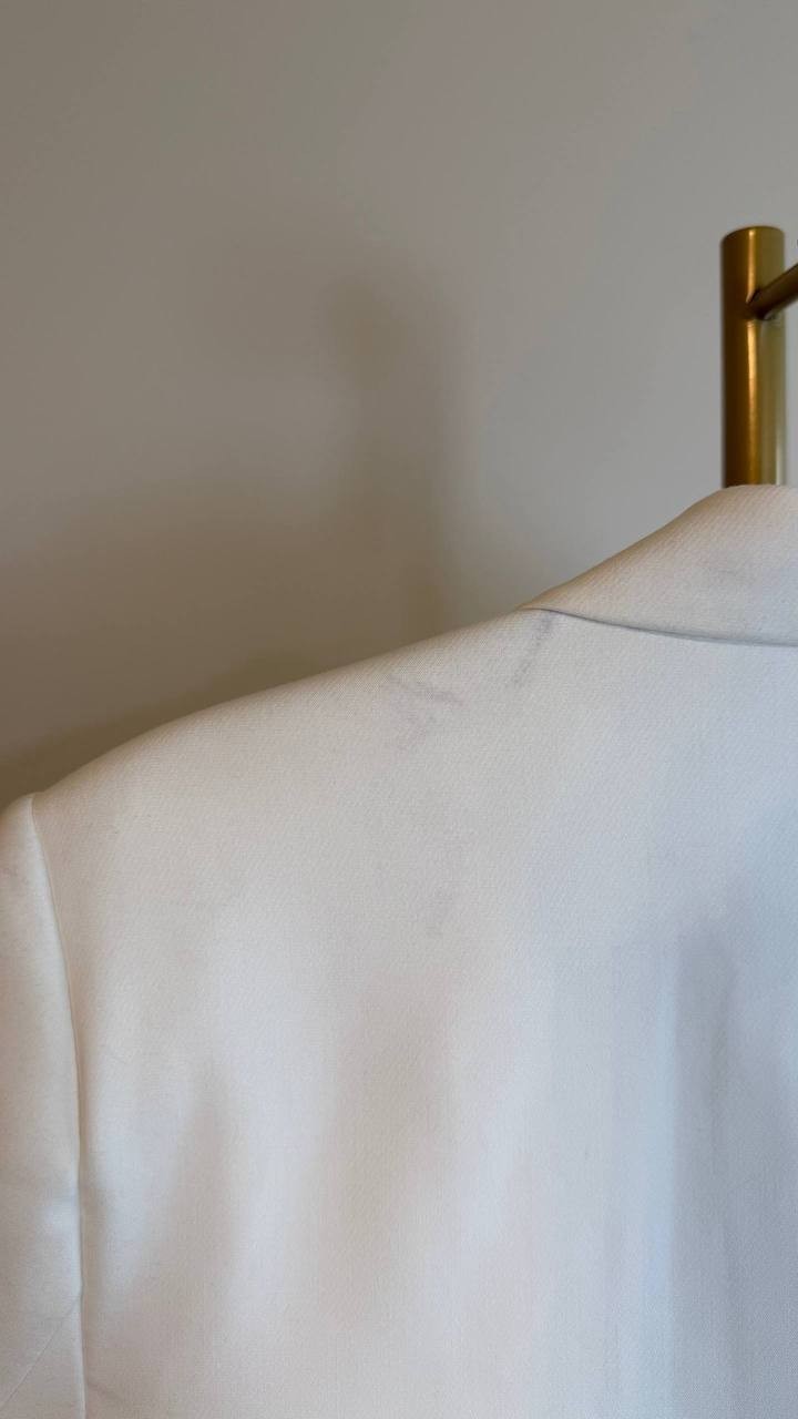 T Tahari Notch Lapel One Button Blazer White Jacket Size14 NWT snags, need wash