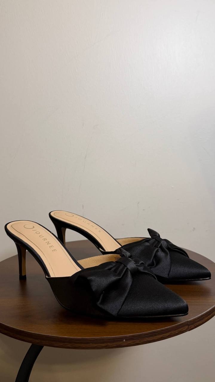 Journee Black Satin Tiarra Bow Heels 8.5M New in Box $93