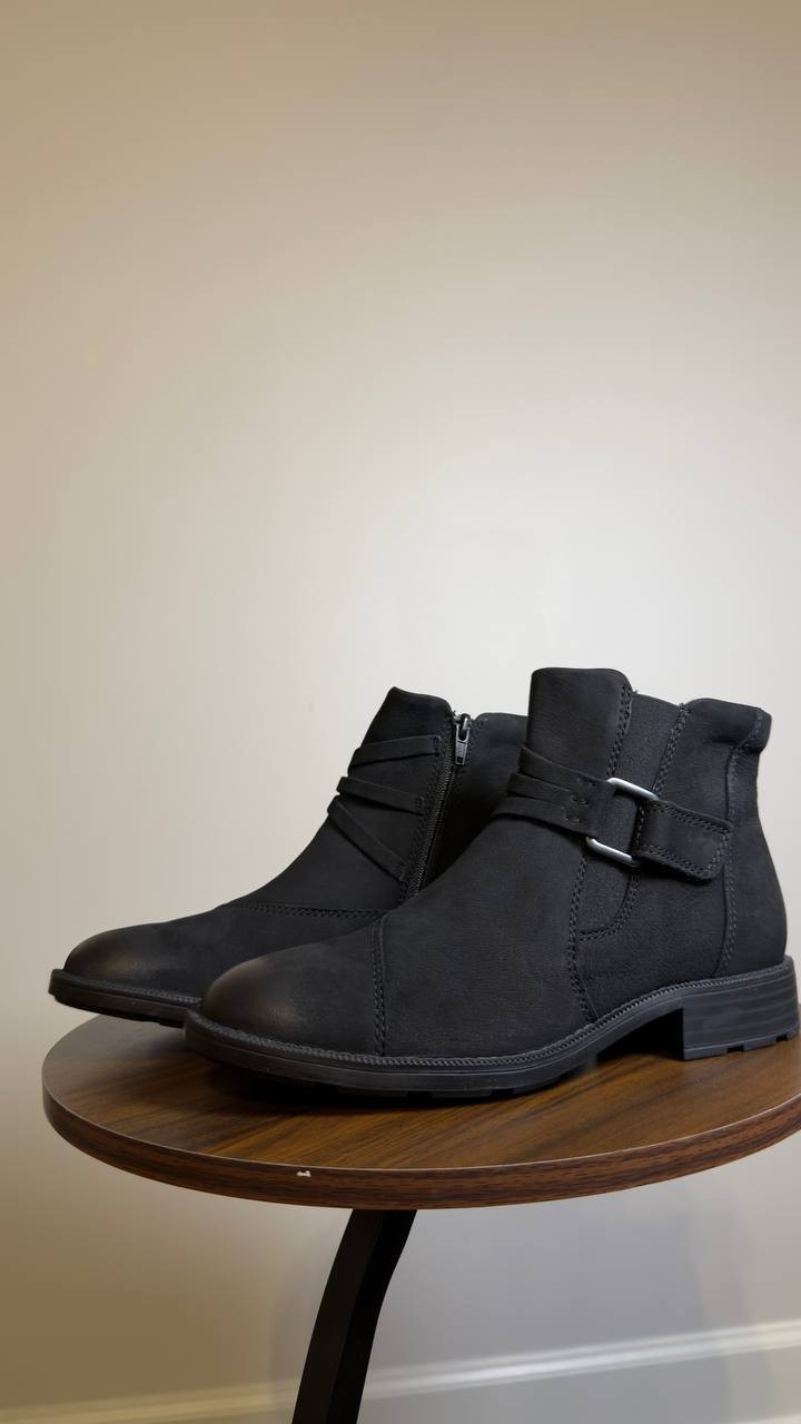 Clarks  Adalynn  Faye  Ankle  Booties  Black  Nubuck  8M  New  With  Box  $130